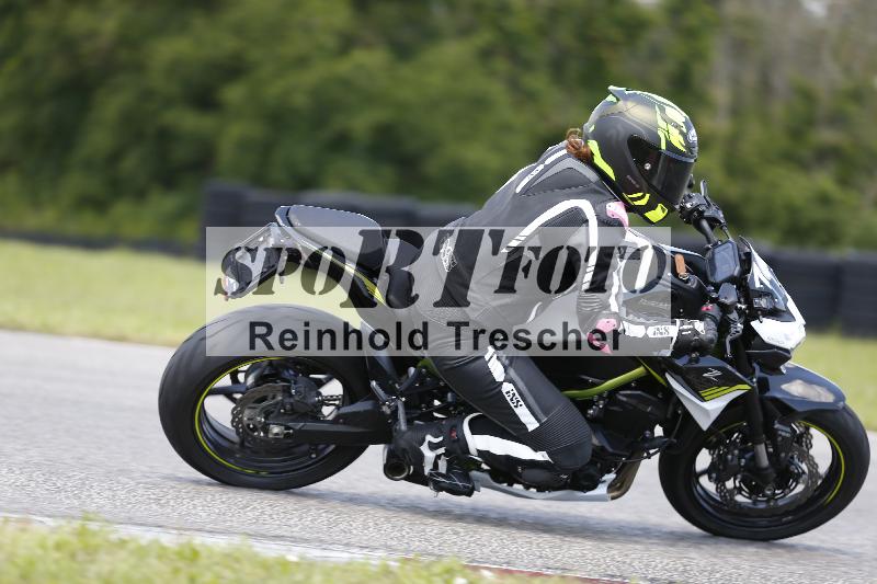 /Archiv-2024/29 12.06.2024 MOTO.CH Track Day ADR/Gruppe blau/10